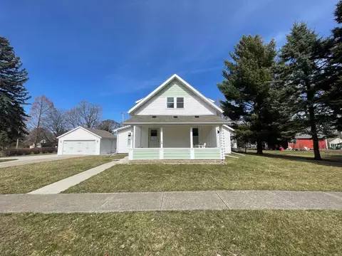 507 Hickory St, Linden, MI 48451