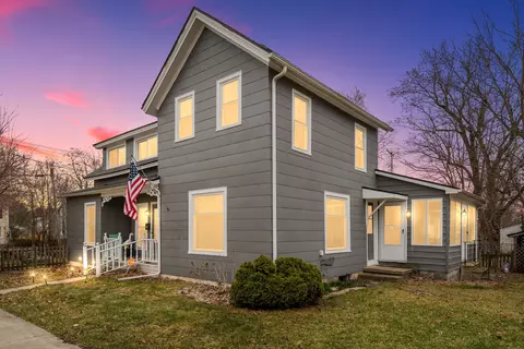 36 E Jackson St, Lake Orion, MI 48362