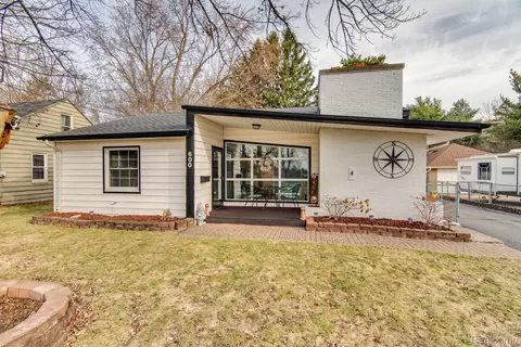 600 North Rd, Fenton, MI 48430