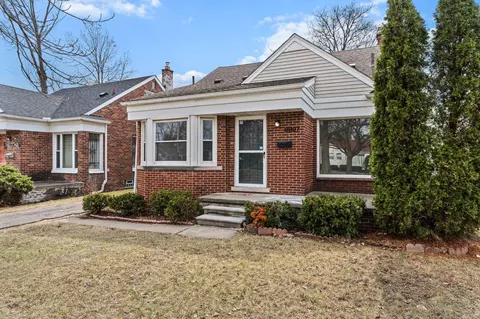 9827 Appleton, Redford, MI 48239
