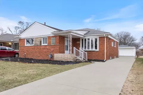 21741 Kenosha Ave, Oak Park, MI 48237