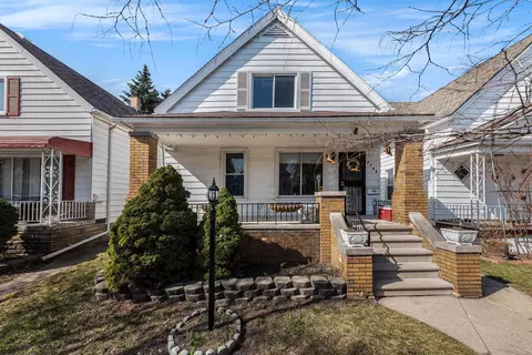 2749 Norwalk St, Hamtramck, MI 48212