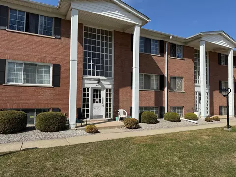 8171 Denwood Dr Apt 1 K Dr #1, Sterling Heights, MI 48312