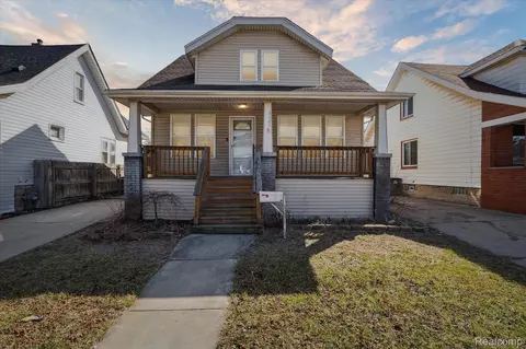 6625 Westpoint St, Taylor, MI 48180