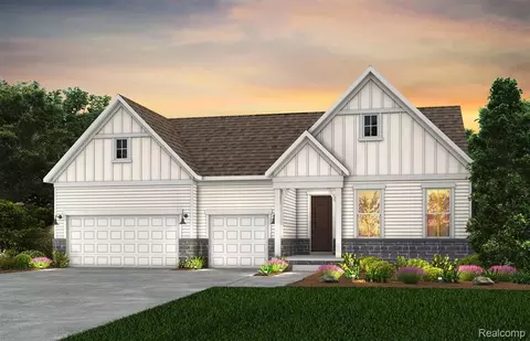4145 Dogwood Dr, Milford, MI 48381