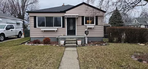 18975 Martin Rd, Roseville, MI 48066