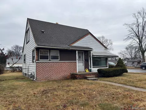 6810 Gilman St, Garden City, MI 48135
