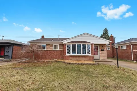 24520 Chernick St, Taylor, MI 48180