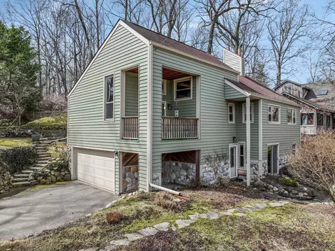 4985 Mohawk Ave, Independence, MI 48348
