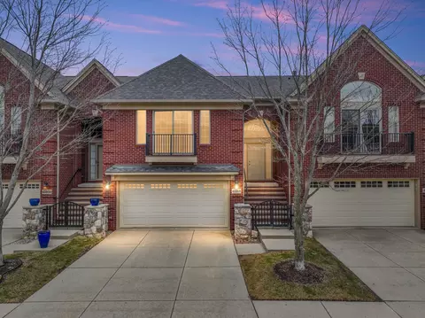 45918 Dutton Dr, Macomb, MI 48044