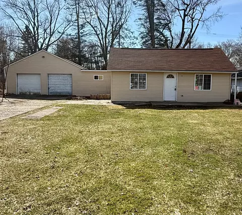 121 W Columbia Ave, Pontiac, MI 48340