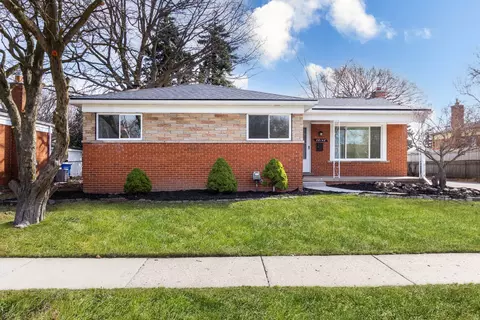 26148 Dover Ave, Warren, MI 48089