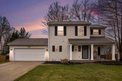8150 Black Forest Dr, Portage, MI 49002