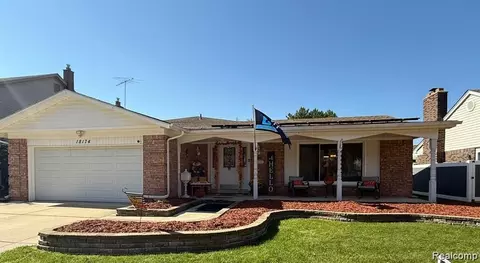 18174 Mulberry St, Riverview, MI 48193