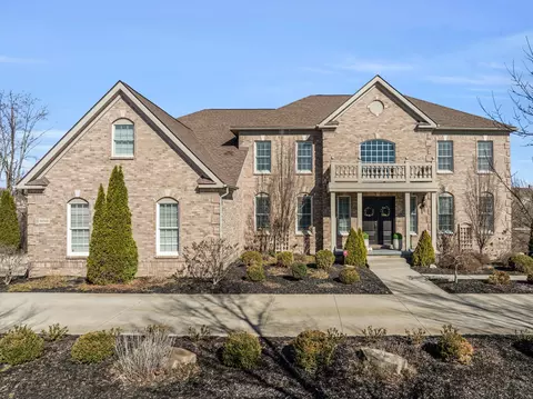 50500 Tamarack Trl, Northville, MI 48168