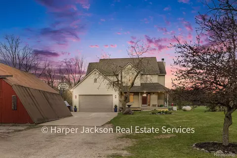 13124 Duffield Rd, Argentine, MI 48418