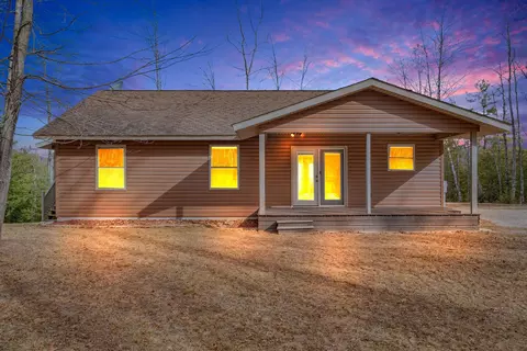 241 Denny Ln, Mills, MI 48610