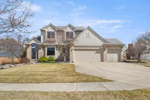 12818 Andover Dr, Plymouth, MI 48170