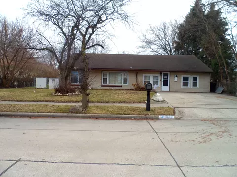 19810 Lakeworth St, Roseville, MI 48066