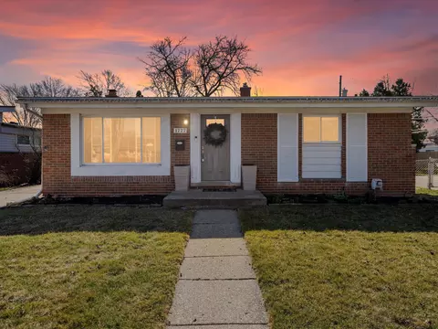 1777 Keats Ave, Madison Heights, MI 48071