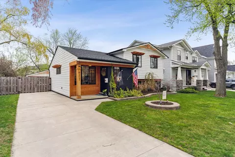 627 Golf Ave, Royal Oak, MI 48073