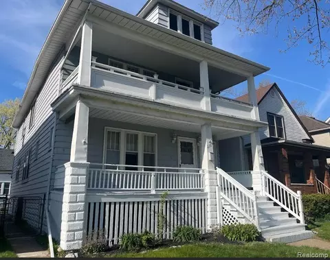 254 Cedar St, Wyandotte, MI 48192