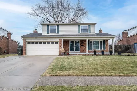 4256 Bieber Dr, Sterling Heights, MI 48310