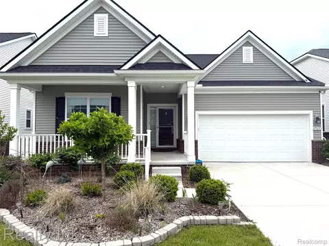 47653 Fowler Creek Dr, Canton, MI 48188