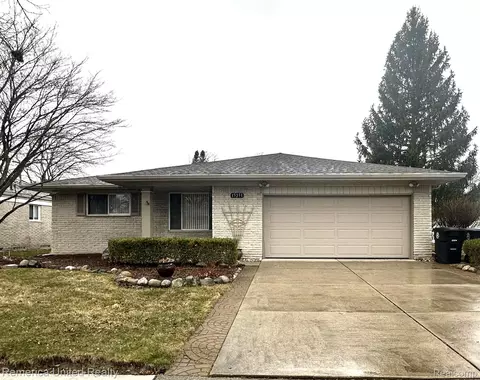 15211 Norman St, Livonia, MI 48154