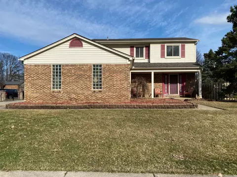 41962 Stratton Dr, Clinton Township, MI 48038