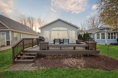 4807 Downing Dr, Pinckney, MI 48169