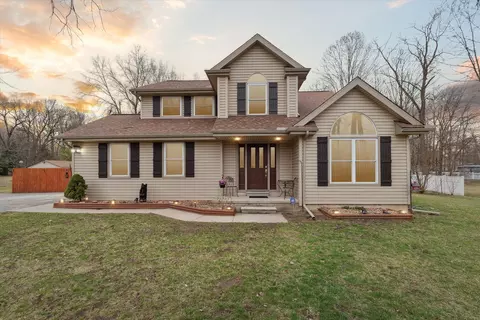 22825 Merriman Rd, Huron, MI 48164