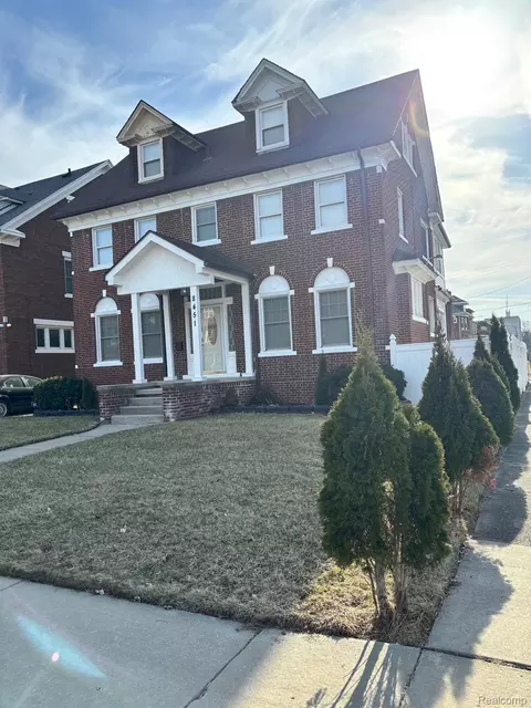 8451 La Salle Blvd, Detroit, MI 48206