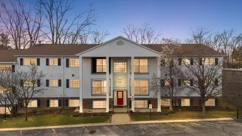 480 Baldwin Ave #13, Rochester, MI 48307