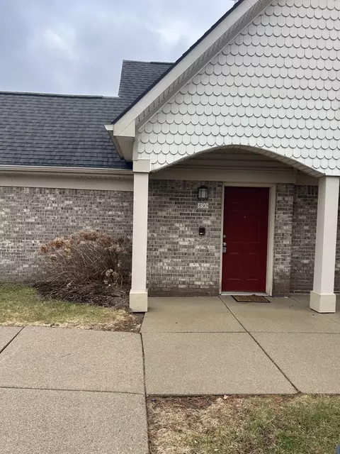 850 Amanda Ln, Pontiac, MI 48340