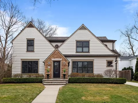 1875 Winthrop Ln, Birmingham, MI 48009