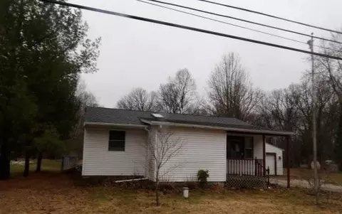 1212 Lincoln Dr, Grand Blanc, MI 48507