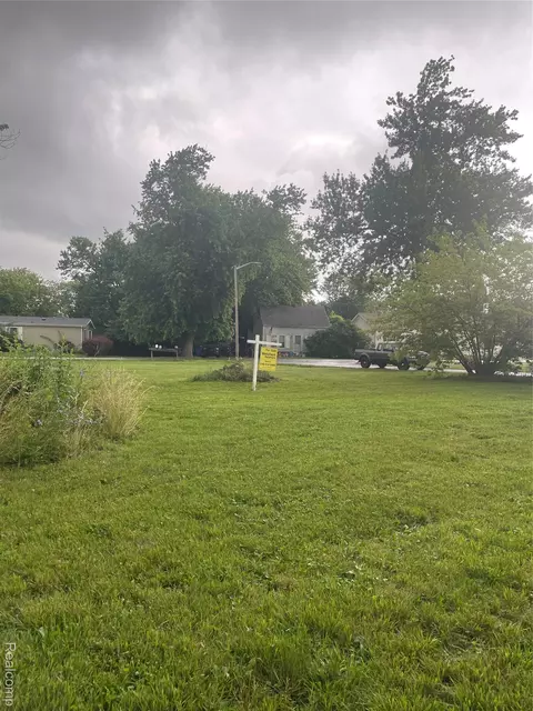 0000 3rd St, Frenchtown, MI 48166