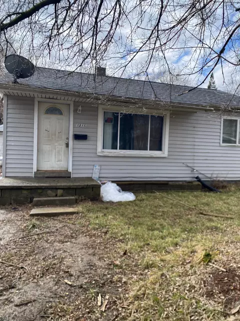 1315 Huron St, Flint, MI 48507