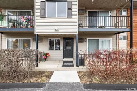 395 Benjamin Ave #1, Royal Oak, MI 48073