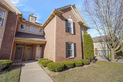 13677 Silver Birch Cir, Shelby Township, MI 48315