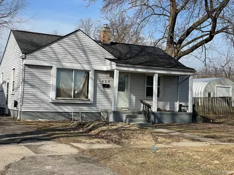 465 1st Ave, Pontiac, MI 48340