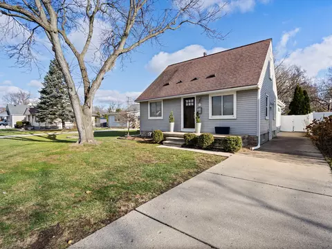 3220 Prairie Ave, Royal Oak, MI 48073
