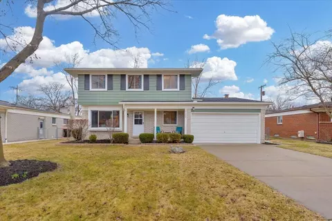 17220 Evans St, Southfield, MI 48076