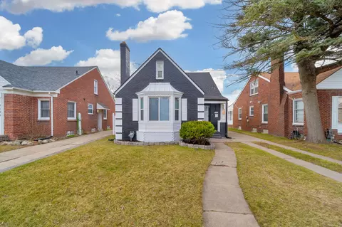 19497 Tracey St, Detroit, MI 48235