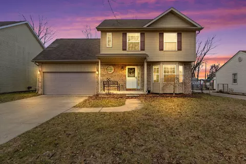 1941 N Walton St, Westland, MI 48185