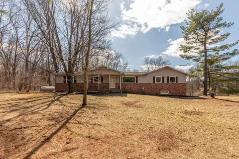 7293 Gawley Rd, Putnam, MI 48169