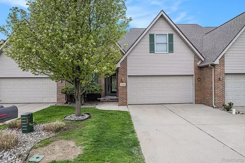 2344 Palmer Dr, Davison, MI 48423