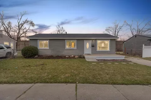 1423 Andrea St, Ypsilanti, MI 48198