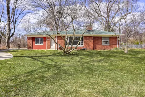 15405 Oporto St, Livonia, MI 48154